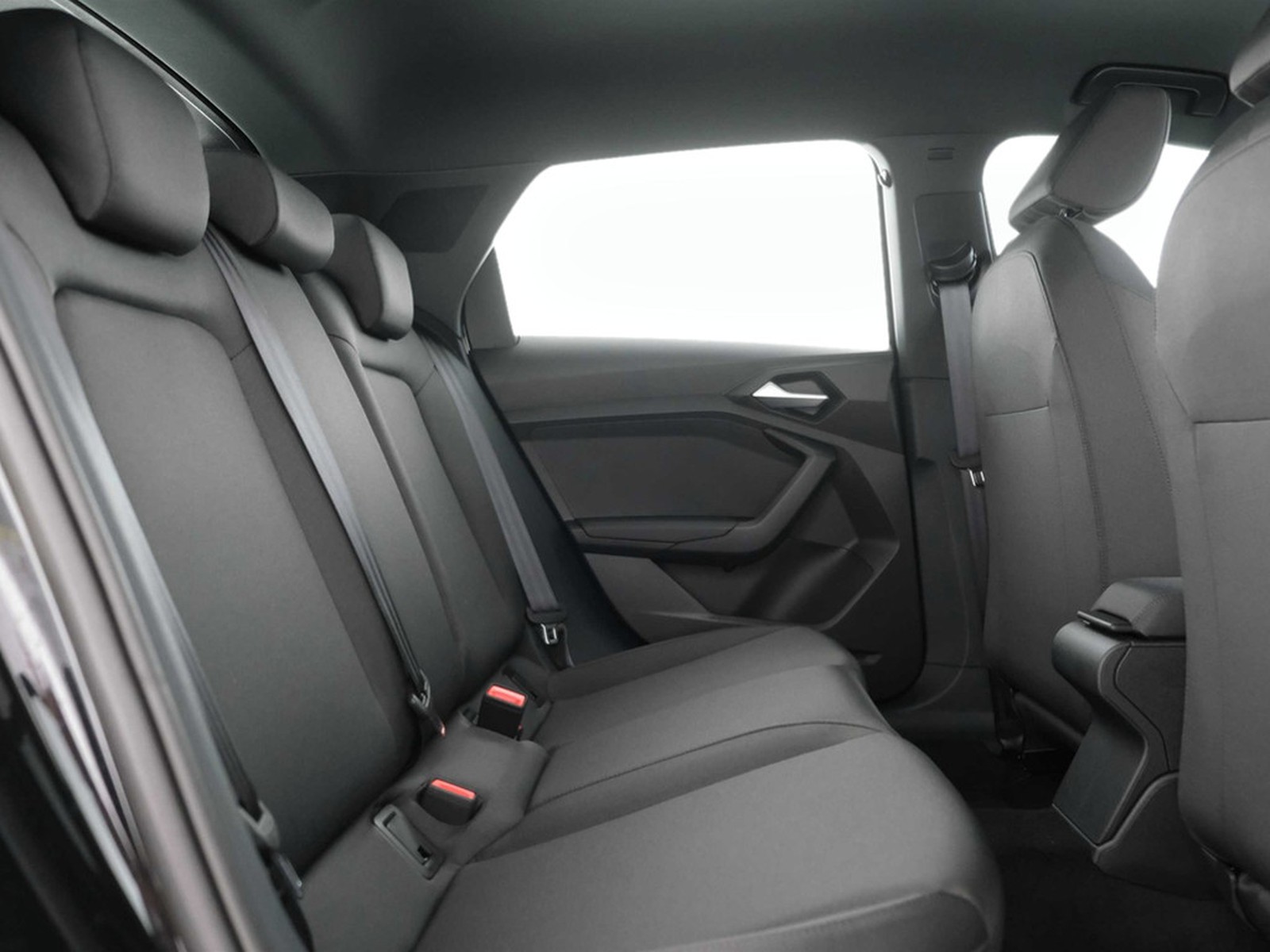 24 - Audi A1 allstreet 30 1.0 tfsi 116cv business s tronic