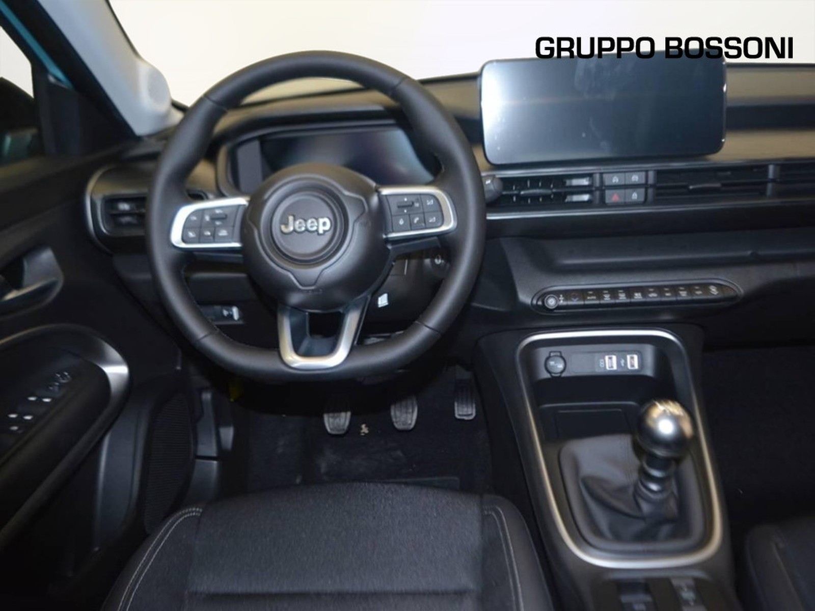 9 - Jeep Avenger 1.2 turbo 100cv altitude fwd