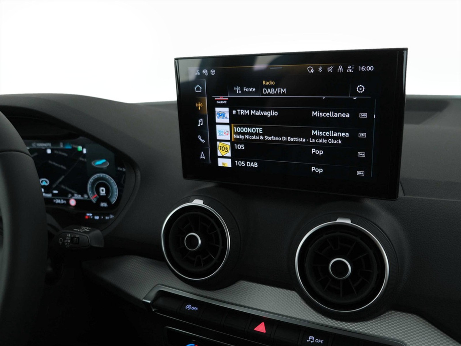 22 - Audi Q2 35 2.0 tdi business s tronic