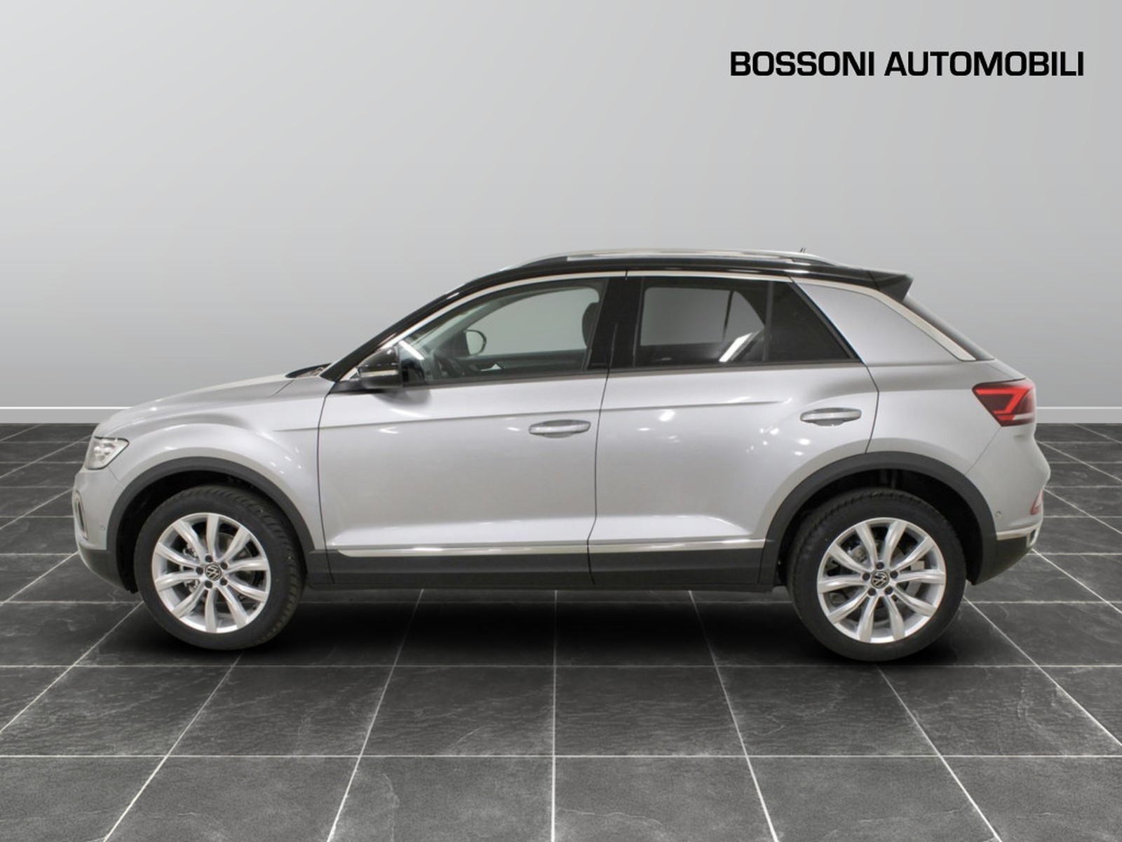 3 - Volkswagen T-Roc 1.5 tsi act style dsg