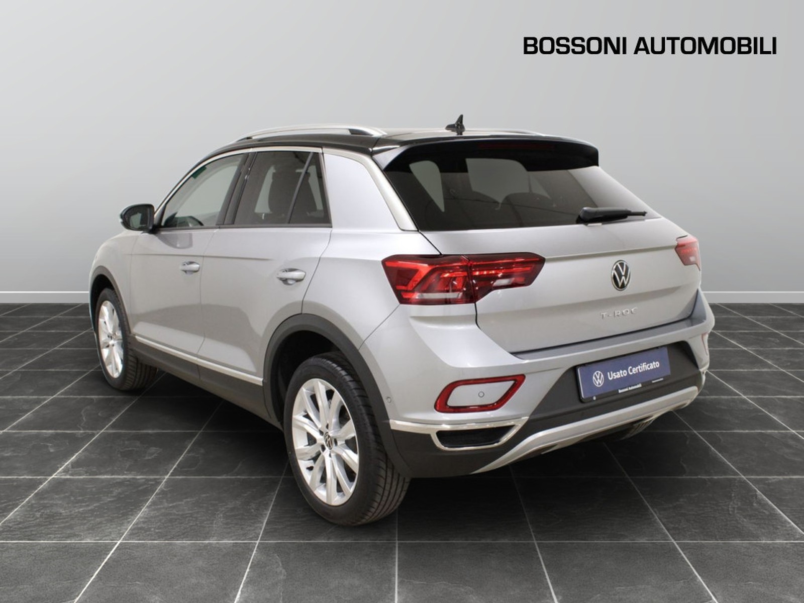 4 - Volkswagen T-Roc 1.5 tsi act style dsg