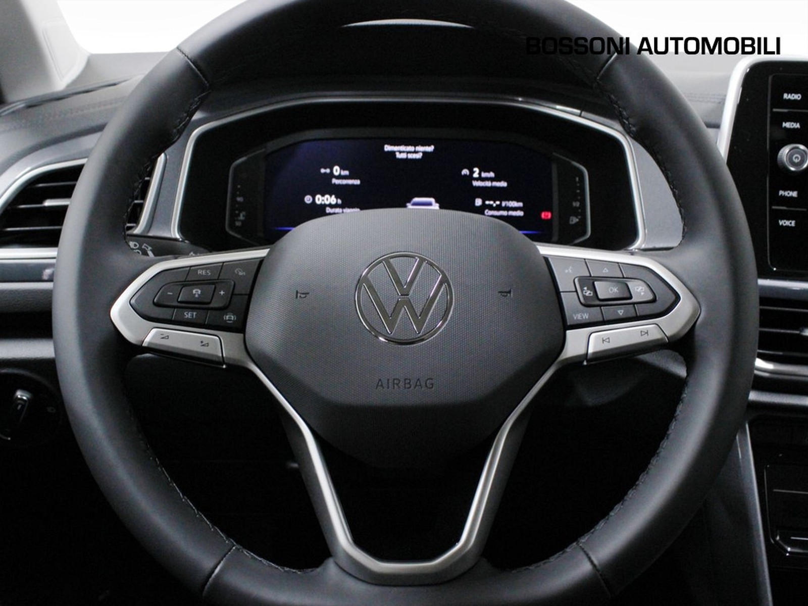 15 - Volkswagen T-Roc 1.5 tsi act style dsg