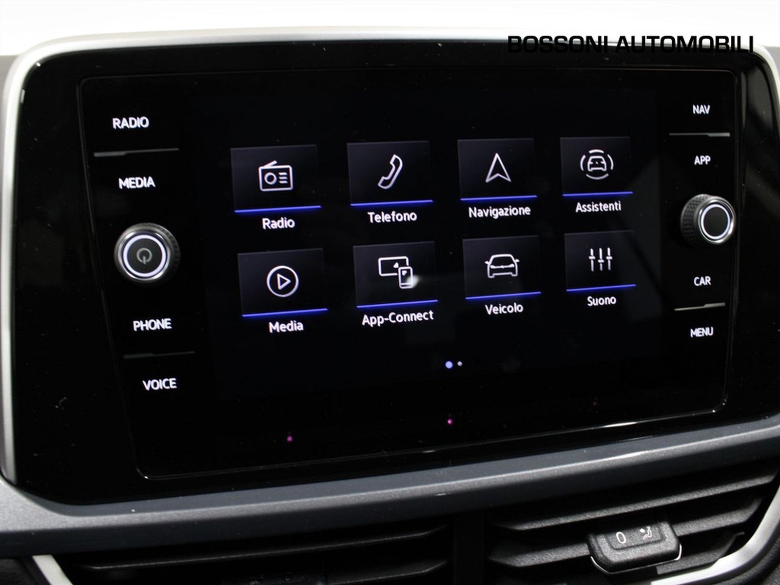 24 - Volkswagen T-Roc 1.5 tsi act style dsg