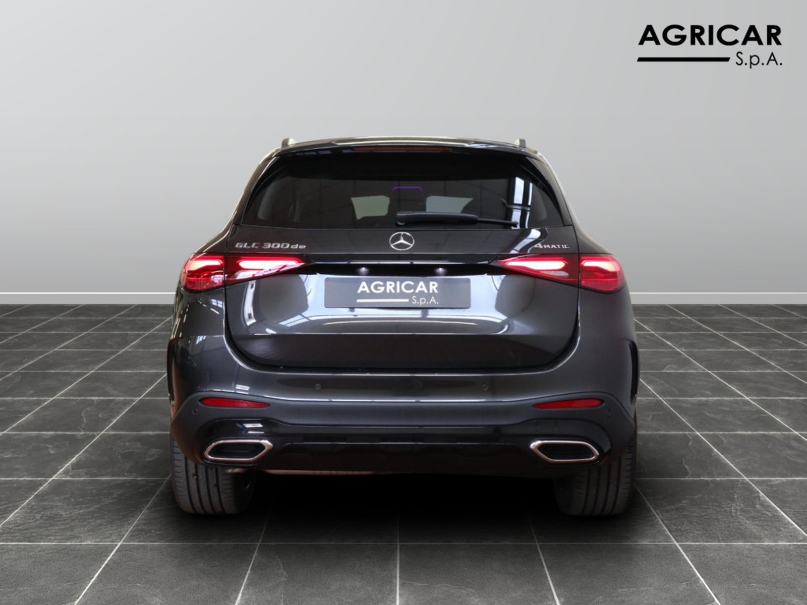 6 - Mercedes GLC suv 300 de plug in hybrid amg line advanced 4matic 9g-tronic