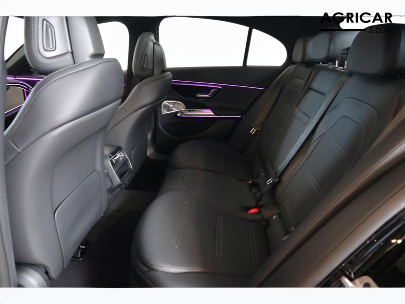 8 - AMG Classe E amg berlina 53 hybrid premium 4matic+ 9g-tronic