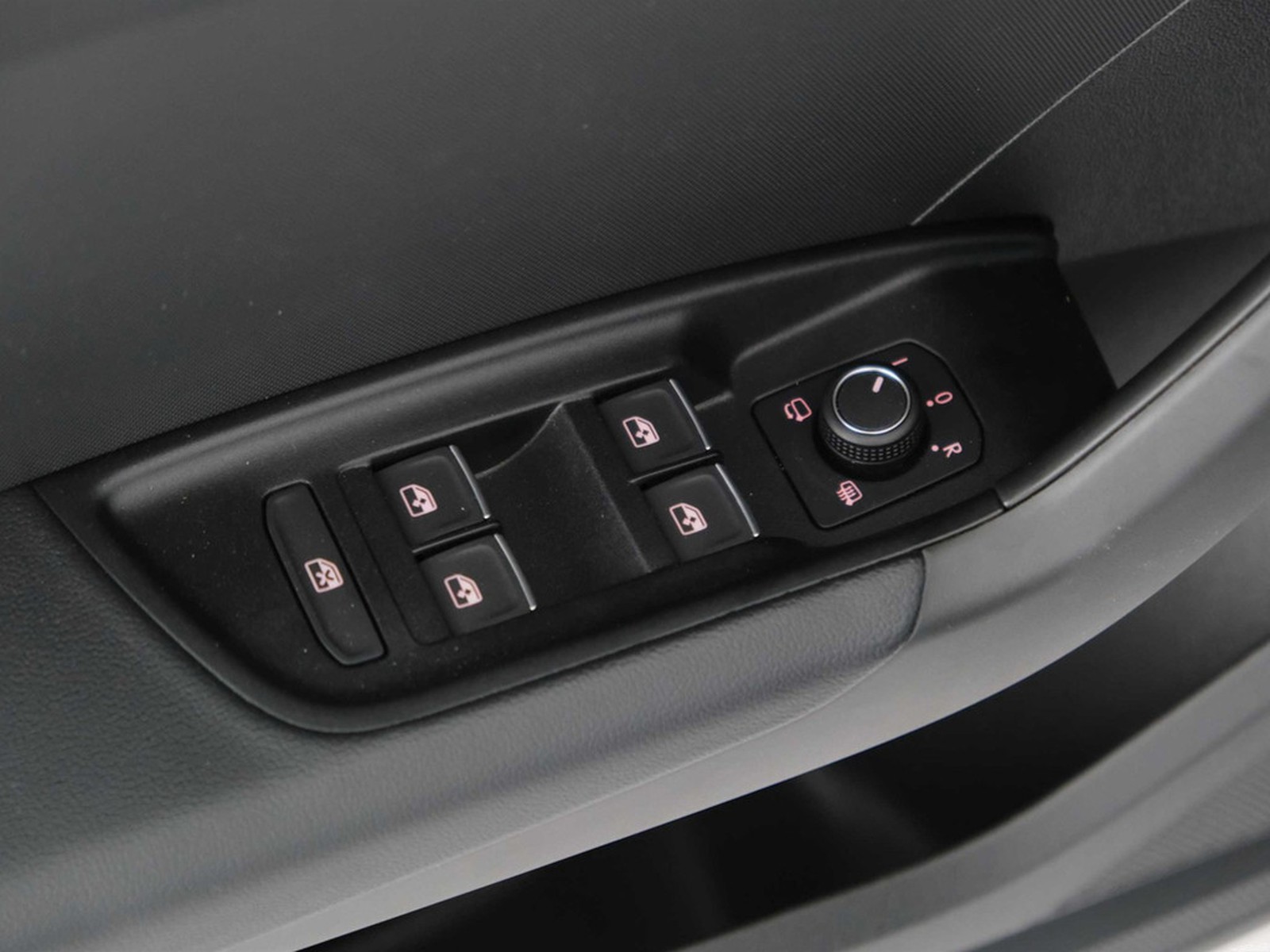 22 - Audi A1 allstreet 30 1.0 tfsi 116cv identity contrast