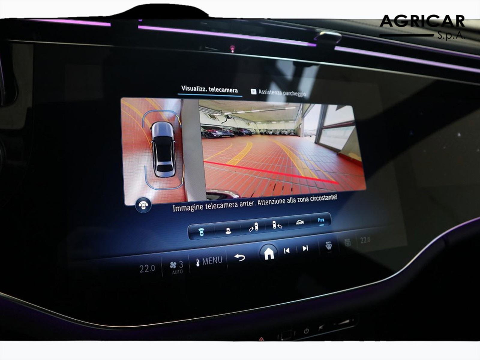 12 - Mercedes Classe E berlina 220 d amg line premium 4matic 9g-tronic