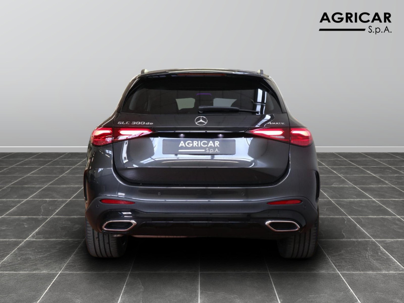 6 - Mercedes GLC suv 300 de plug in hybrid amg line advanced 4matic 9g-tronic