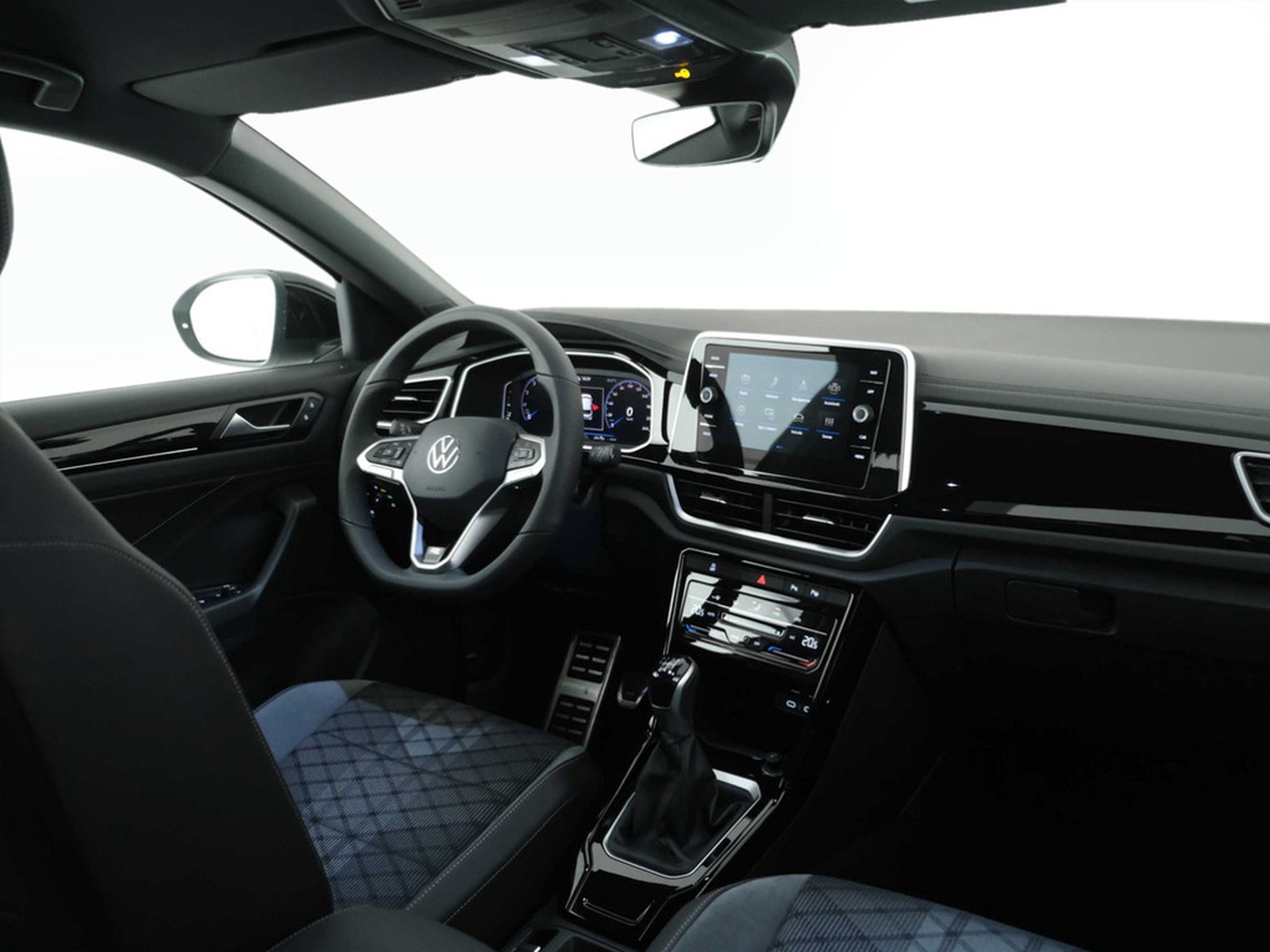 6 - Volkswagen T-Roc 1.0 tsi 115cv r-line plus