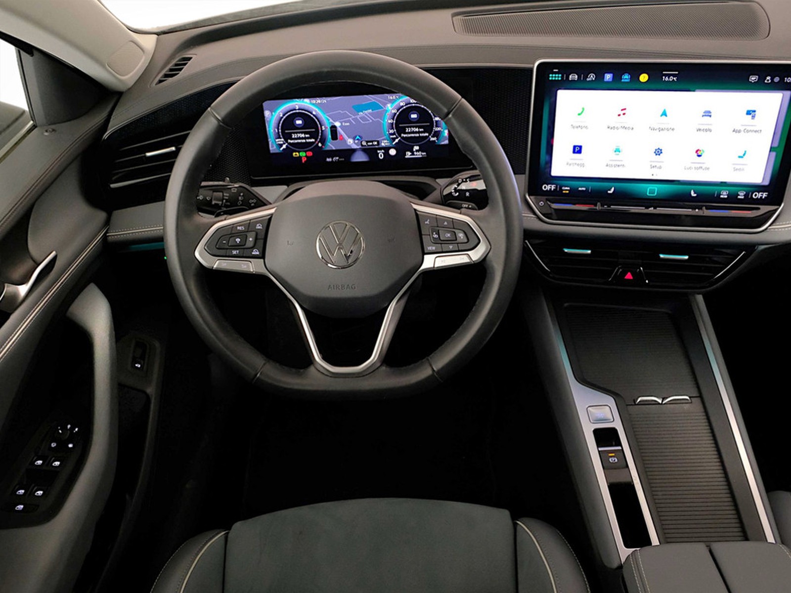 6 - Volkswagen Passat 2.0 tdi scr evo 150cv business dsg