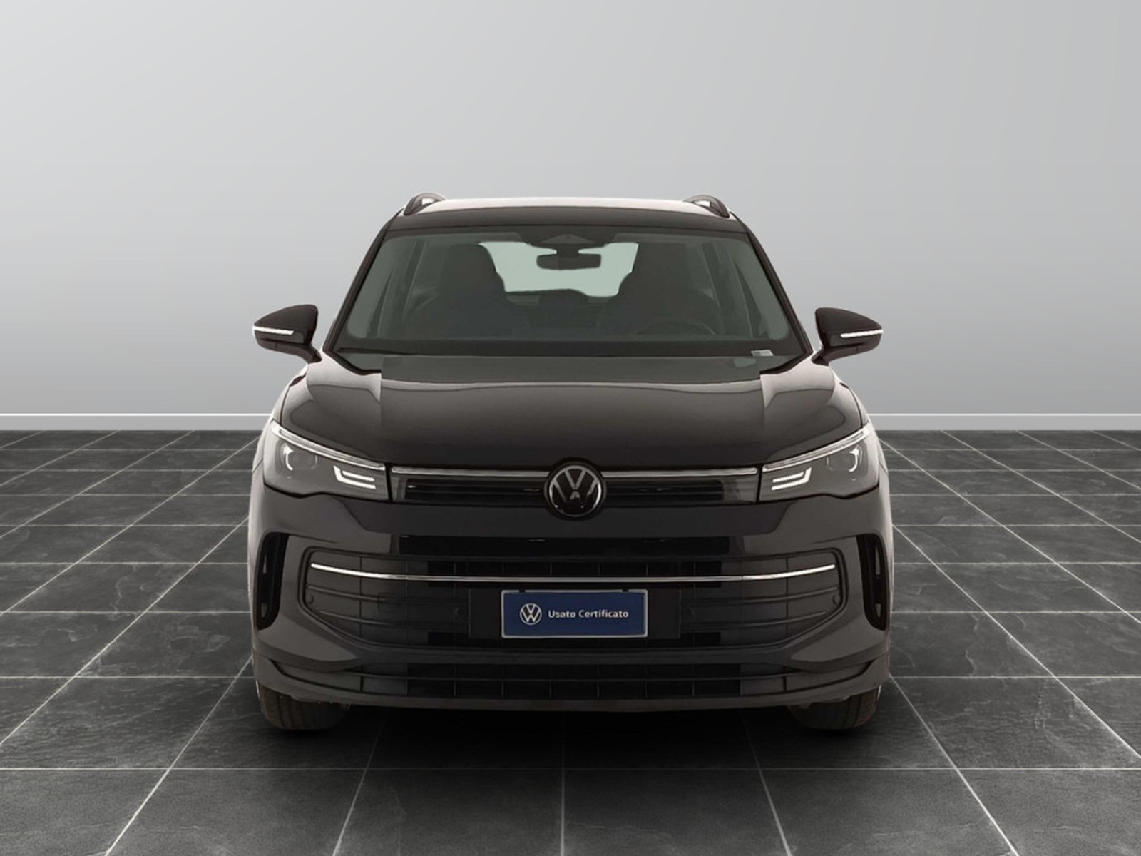 4 - Volkswagen Tiguan 2.0 tdi scr 150cv life dsg