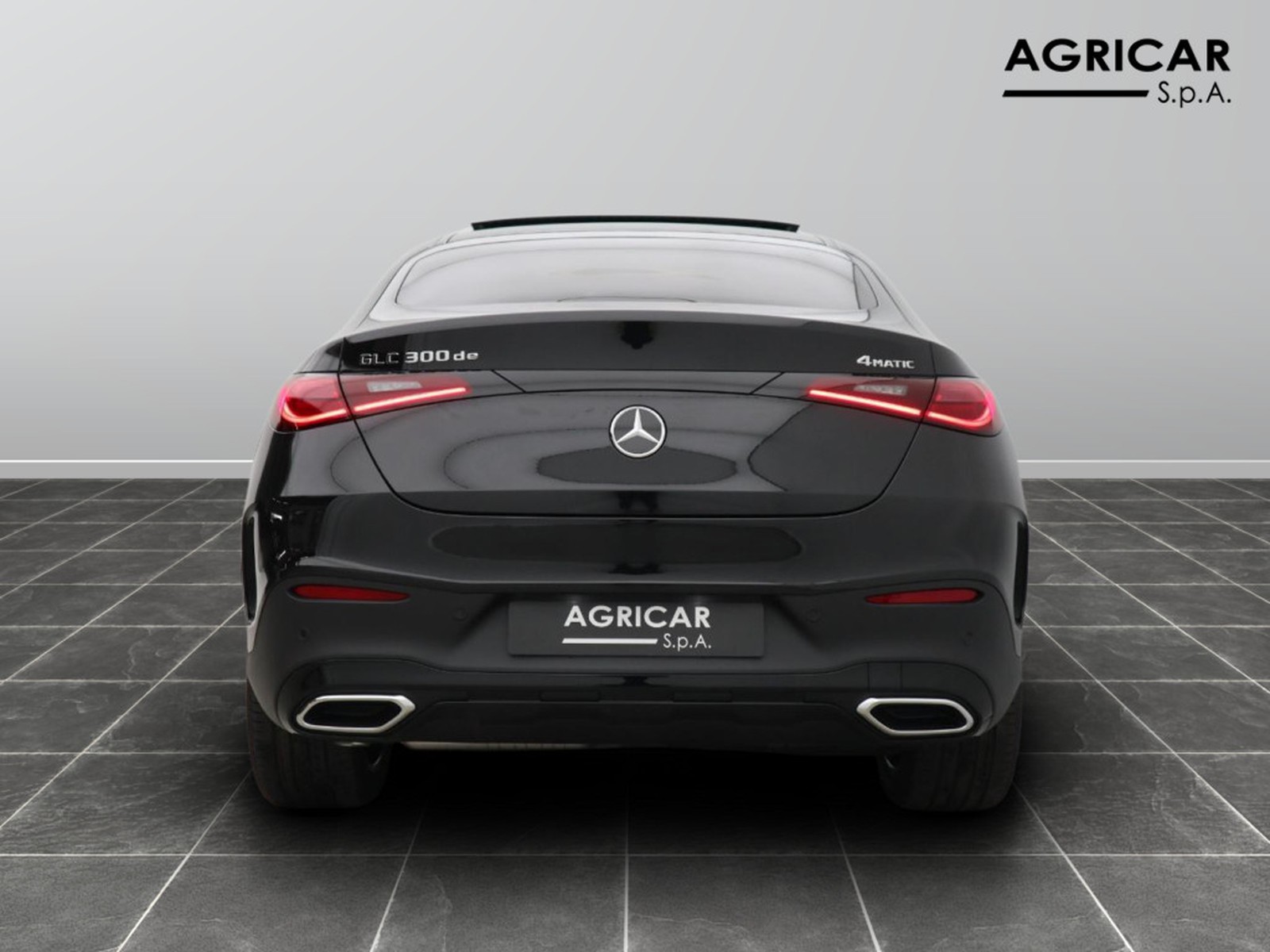 6 - Mercedes GLC coupe 300 de plug in hybrid amg line premium 4matic 9g-tronic