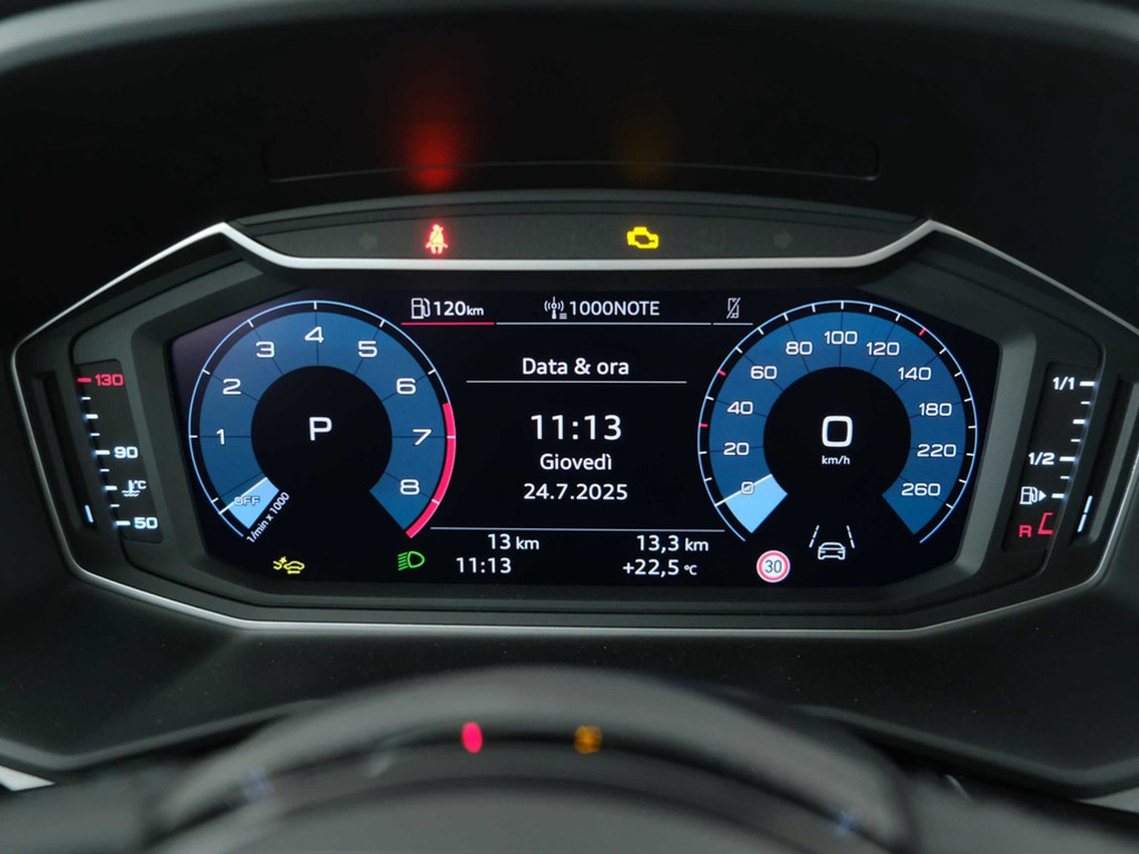 18 - Audi A1 sportback 30 1.0 tfsi 116cv identity black s tronic