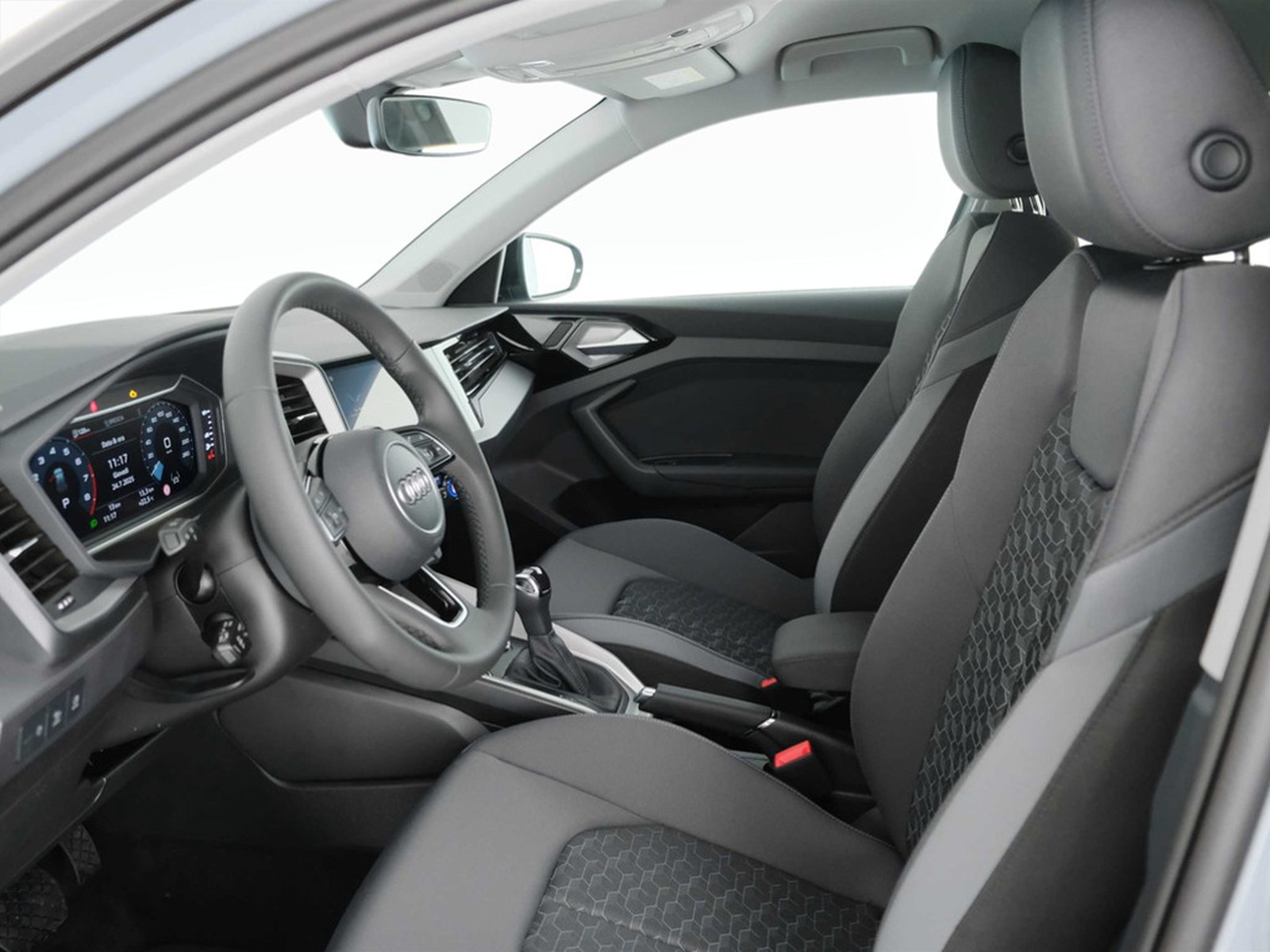 33 - Audi A1 sportback 30 1.0 tfsi 116cv identity black s tronic