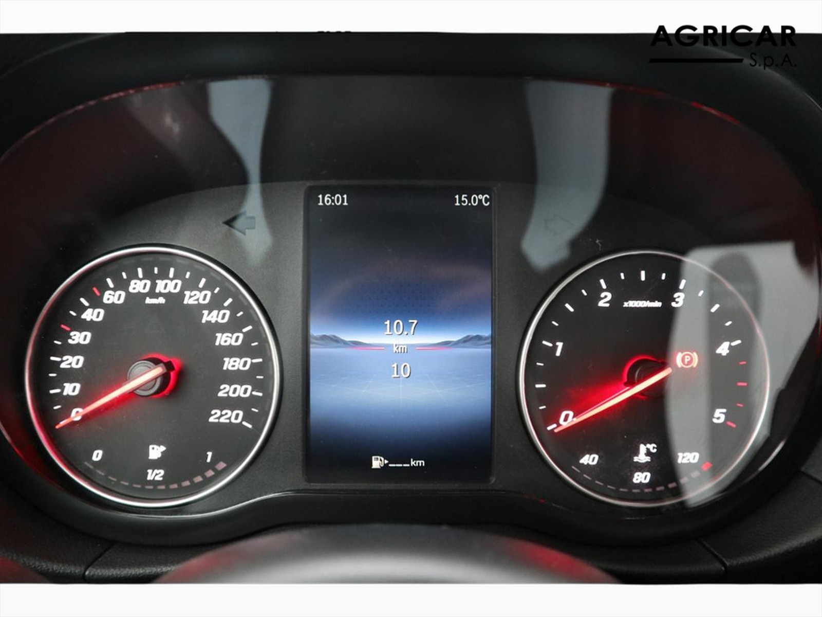 8 - Mercedes Vans Citan 112 cdi furgone long