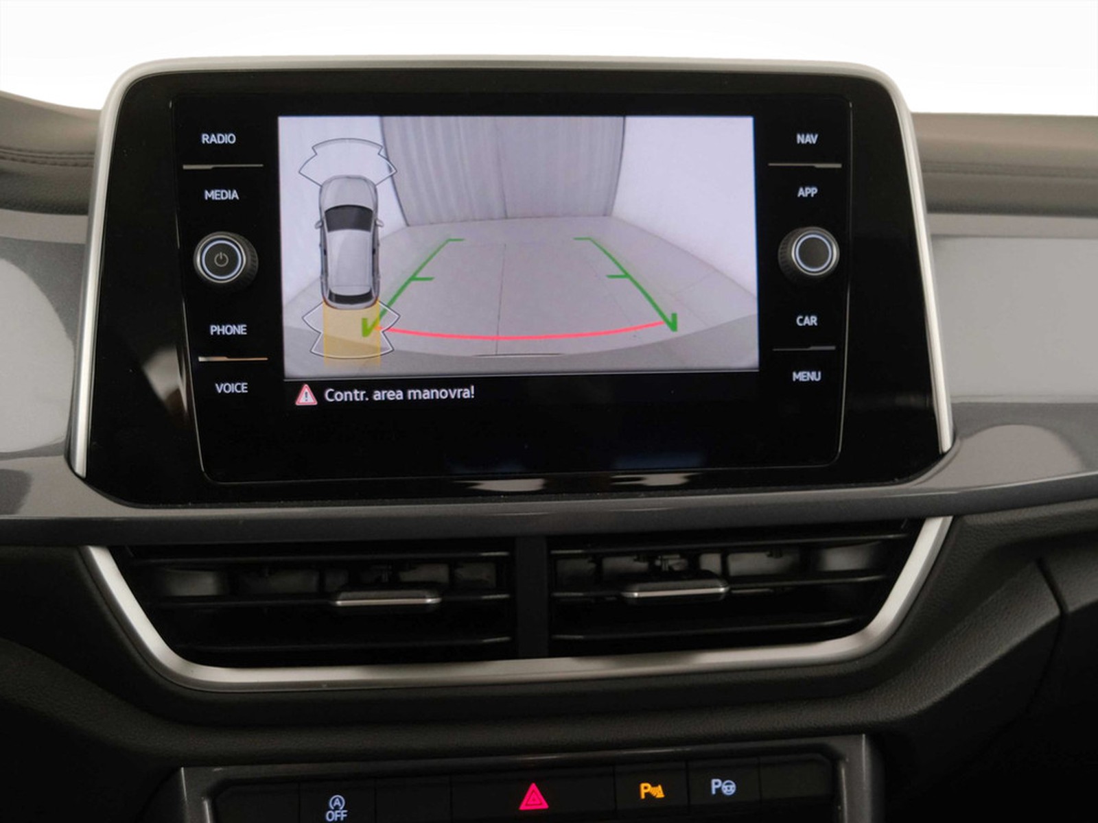 18 - Volkswagen T-Roc 1.5 tsi act style dsg