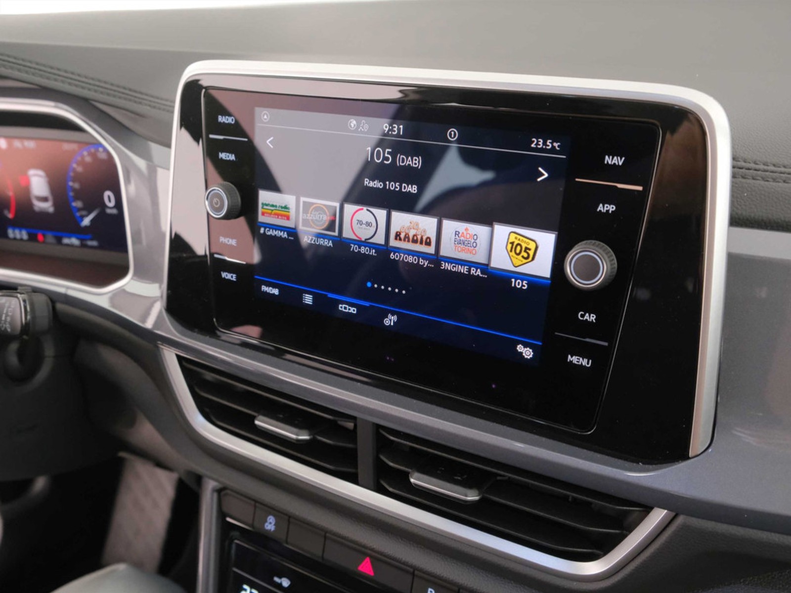 20 - Volkswagen T-Roc 1.5 tsi act style dsg