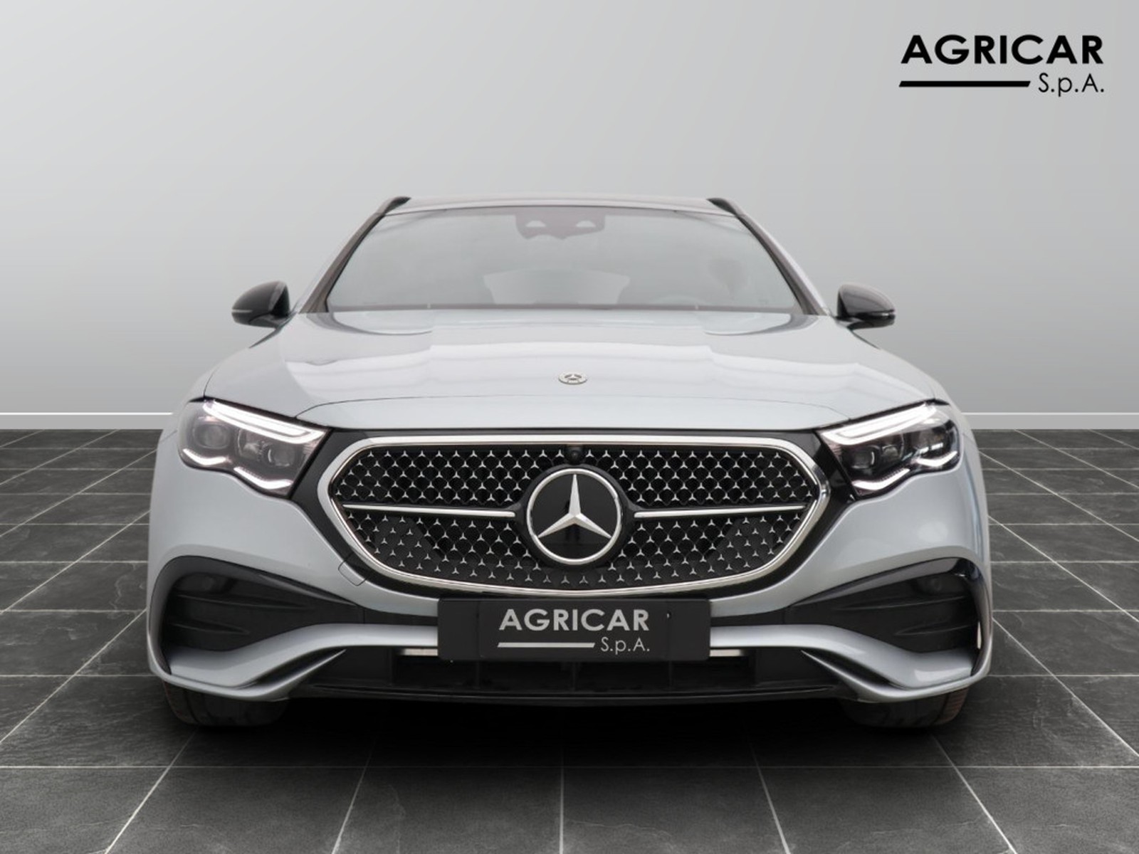 2 - Mercedes Classe E station wagon 300 de plug in hybrid amg line advanced plus 4matic 9g-tronic