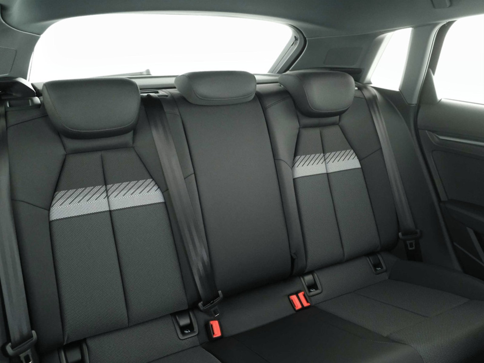 36 - Audi A3 allstreet 1.5 tfsi mhev 48v 150cv business