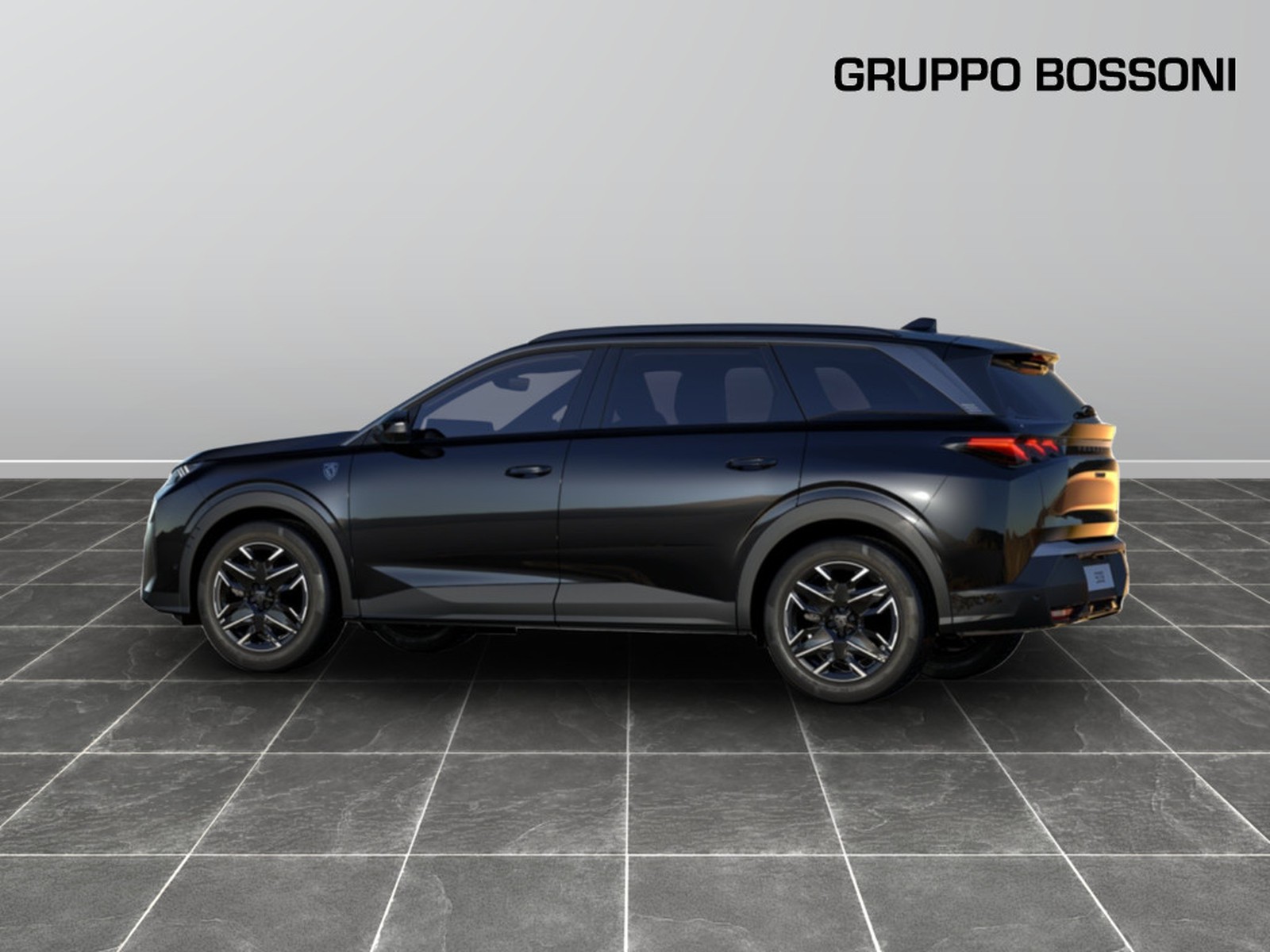 2 - Peugeot 5008 1.2 hybrid 145cv gt e-dcs6 7p.ti