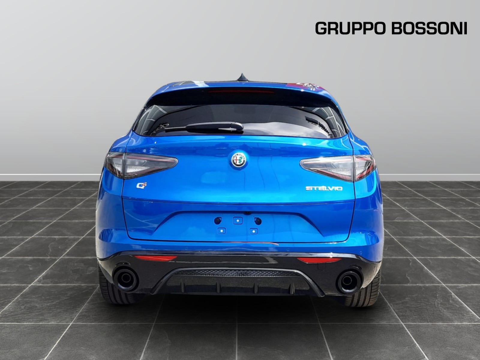5 - Alfa Romeo Stelvio 2.2 turbo 210cv veloce q4 at8