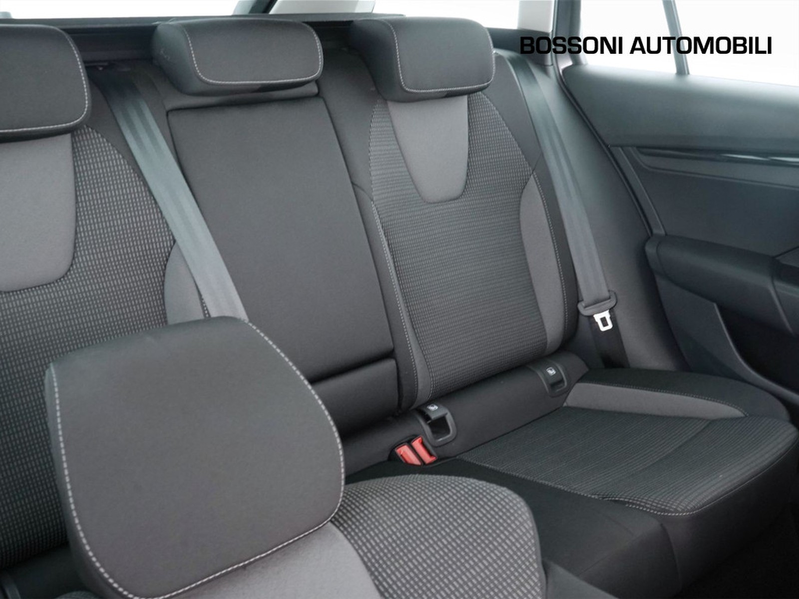 21 - Skoda Octavia wagon 2.0 tdi evo scr 115cv executive dsg