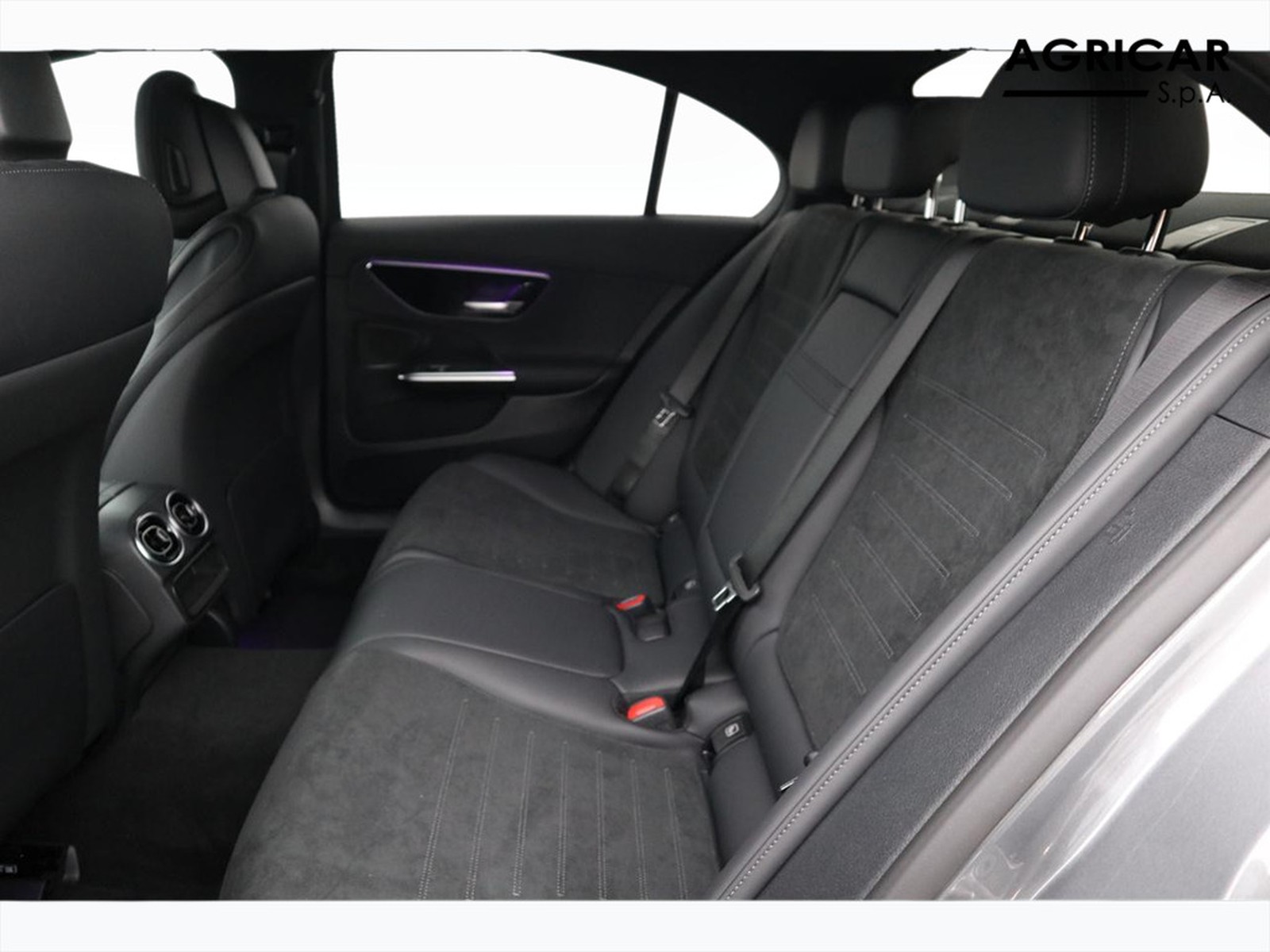 8 - Mercedes Classe C berlina 220 d mild hybrid 200cv amg line advanced 9g-tronic