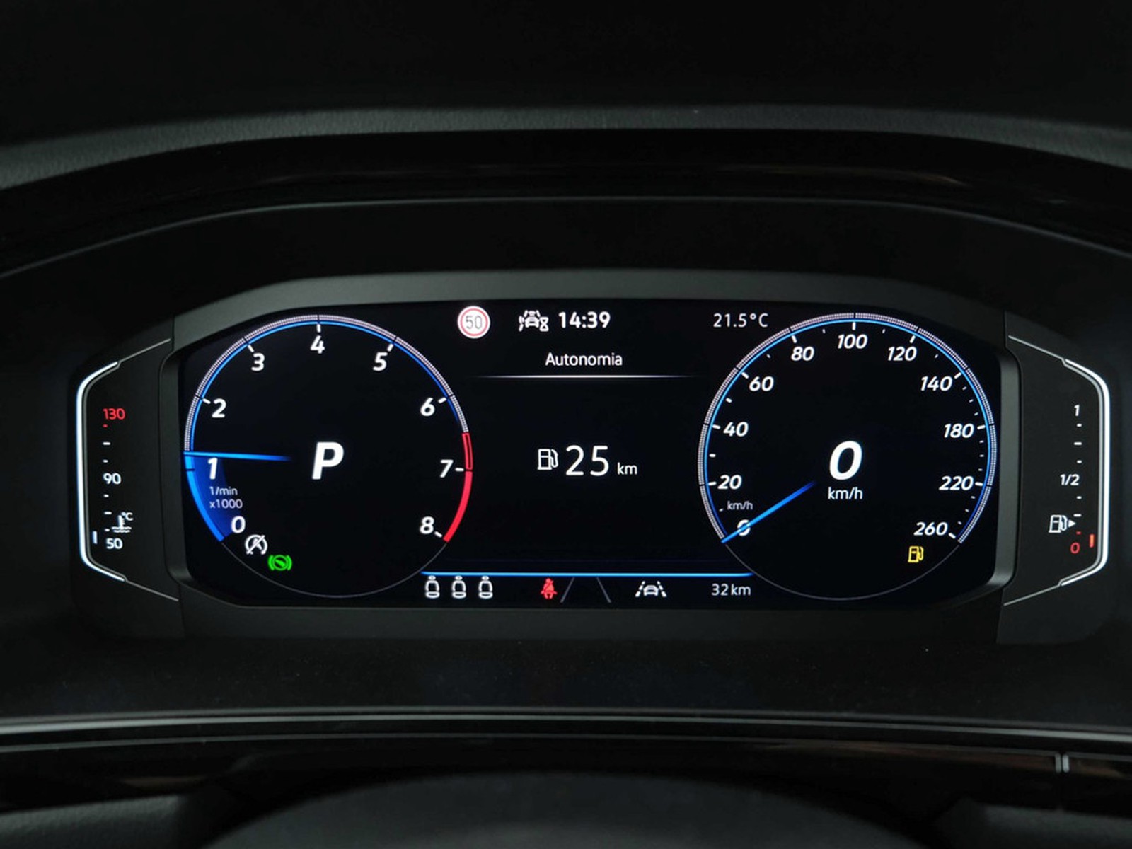 17 - Volkswagen T-Roc 1.5 tsi act r line dsg