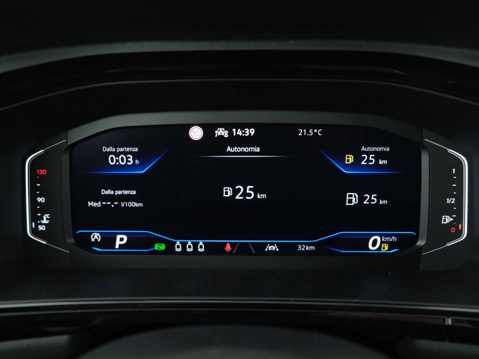 18 - Volkswagen T-Roc 1.5 tsi act r line dsg