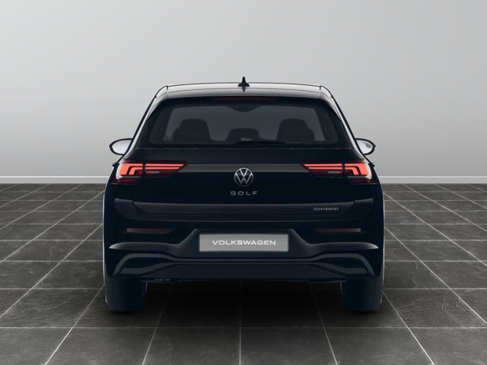 4 - Volkswagen Golf 1.5 tsi ehybrid 204cv edition plus dsg