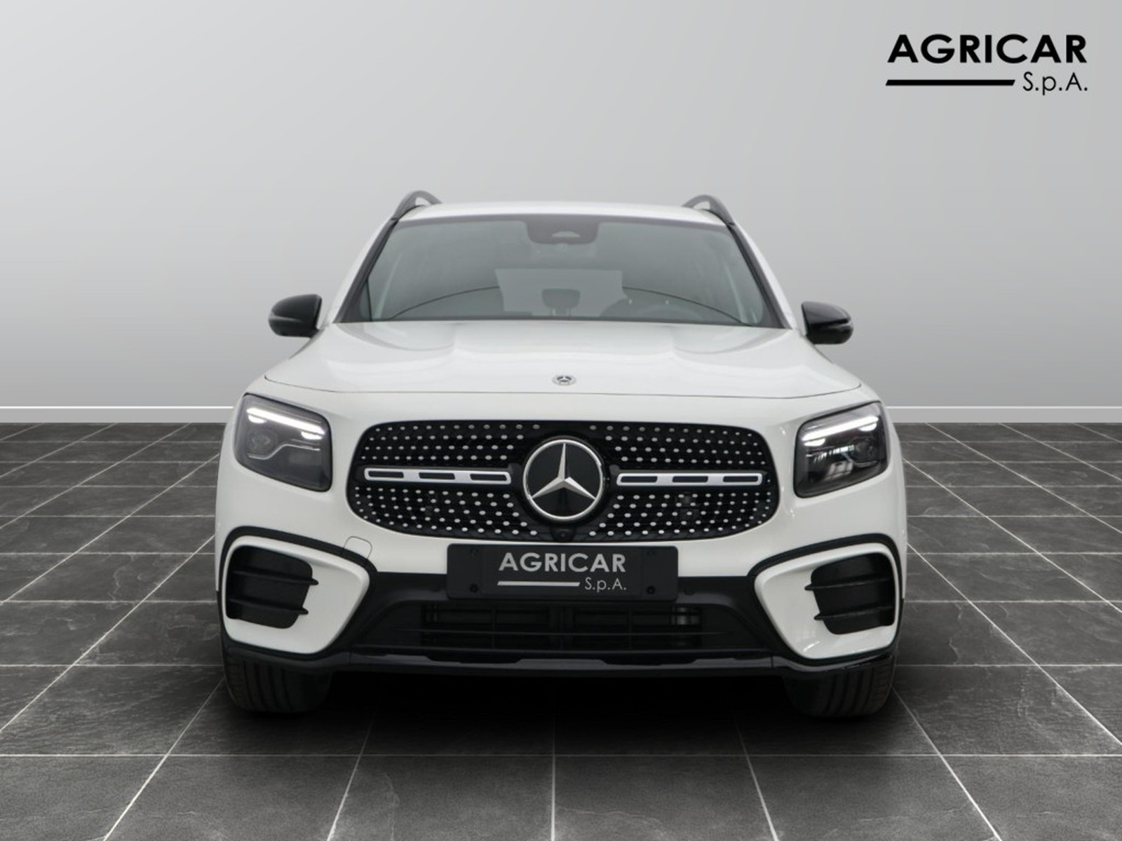 2 - Mercedes GLB 200 d amg line advanced plus 8g-dct