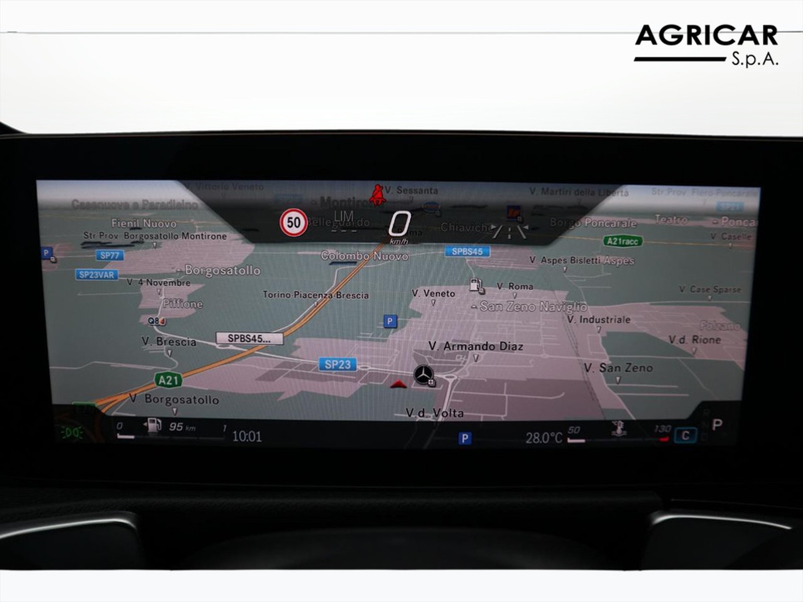 17 - Mercedes GLB 200 d amg line advanced plus 8g-dct