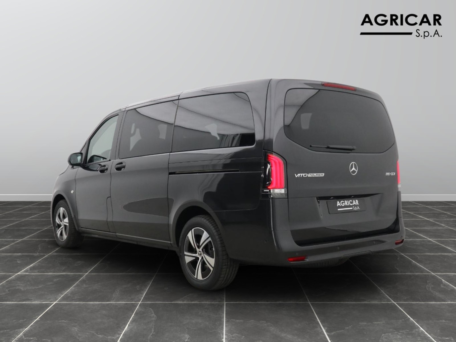 5 - Mercedes Vans Vito 116 cdi long tourer auto my20