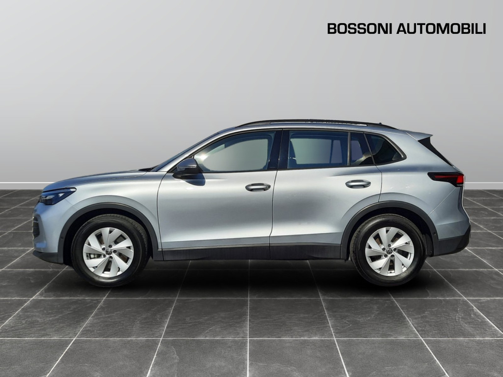 3 - Volkswagen Tiguan 2.0 tdi scr 150cv life dsg