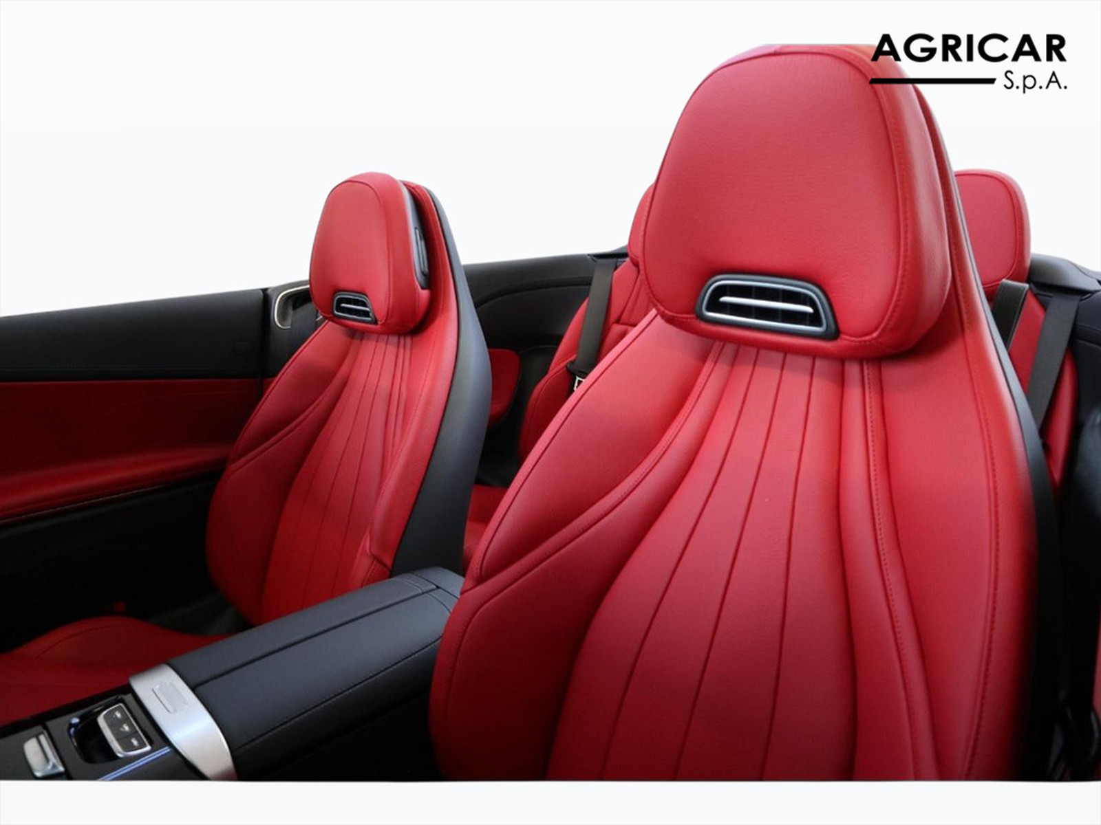 5 - Mercedes CLE cabrio 300 amg line advanced 4matic 9g-tronic plus