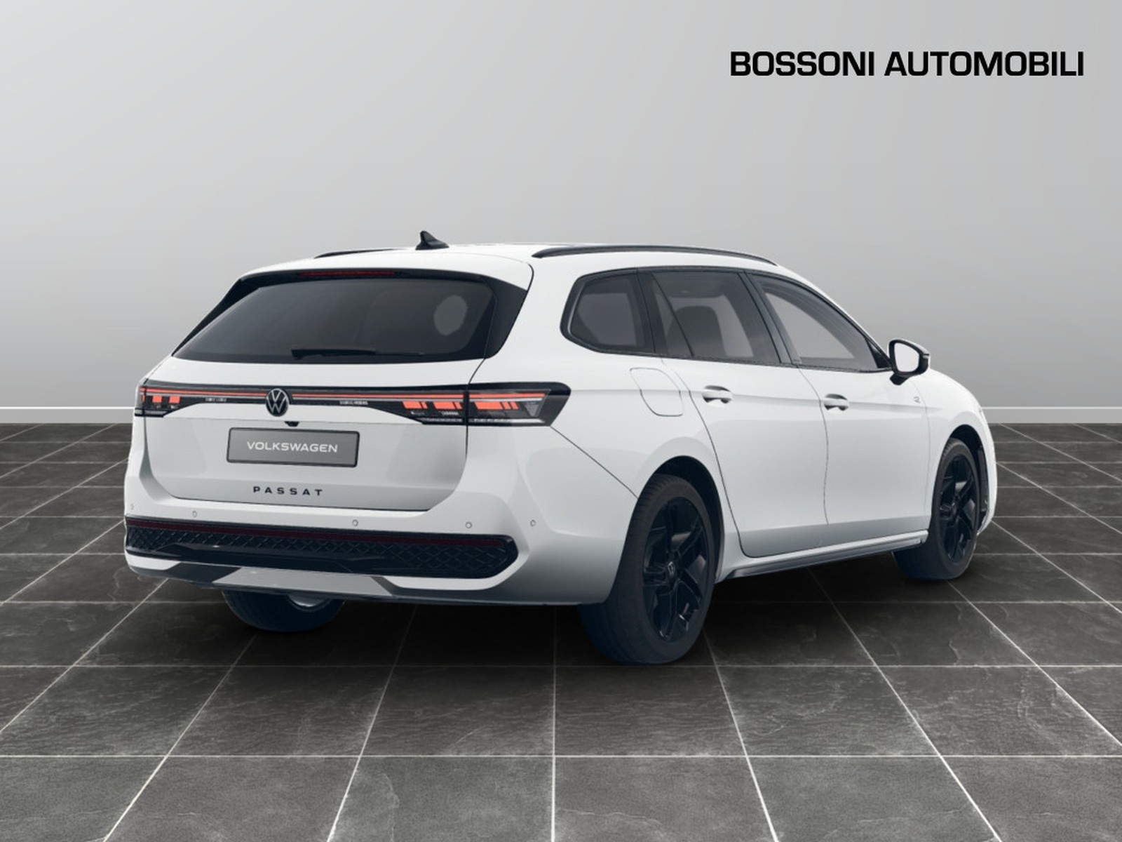 5 - Volkswagen Passat 1.5 etsi act 150cv r-line plus dsg