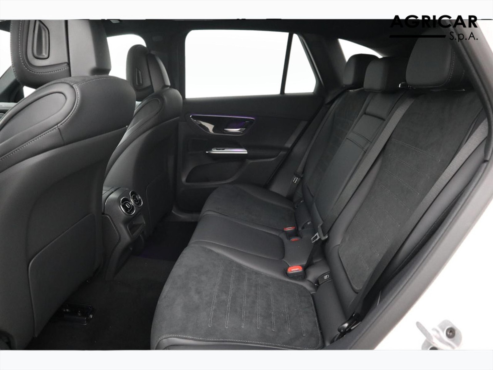 8 - Mercedes GLC suv 300 de plug in hybrid amg line advanced tech 4matic 9g-tronic