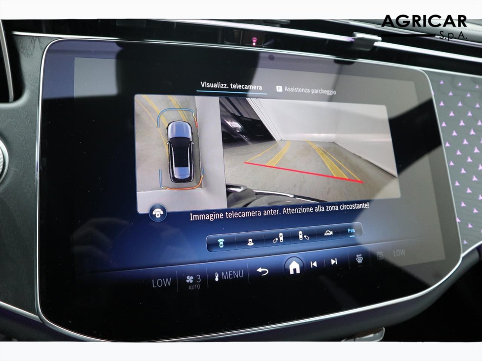 12 - Mercedes Classe E station wagon all-terrain 220 d premium 4matic 9g-tronic