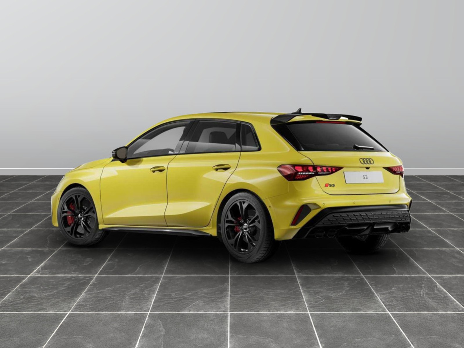 3 - Audi S3 sportback 2.0 tfsi quattro