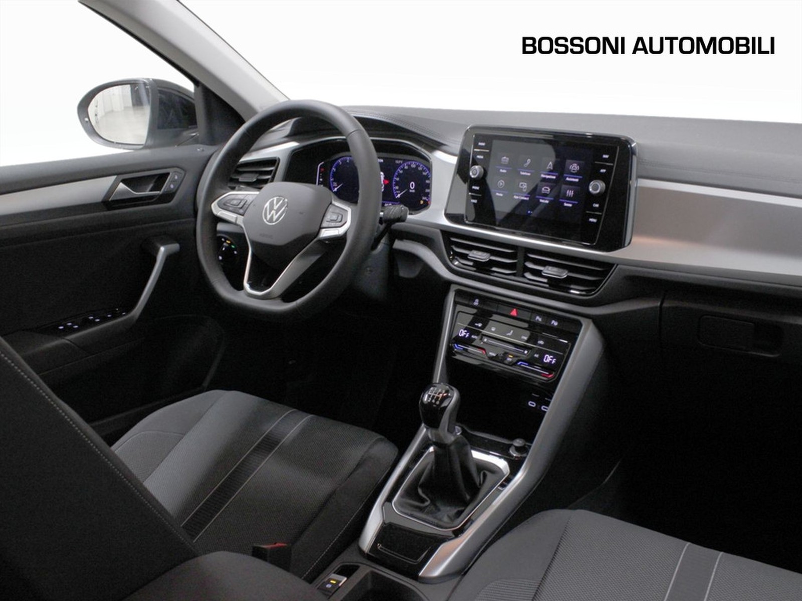 6 - Volkswagen T-Roc 1.0 tsi 115cv sport