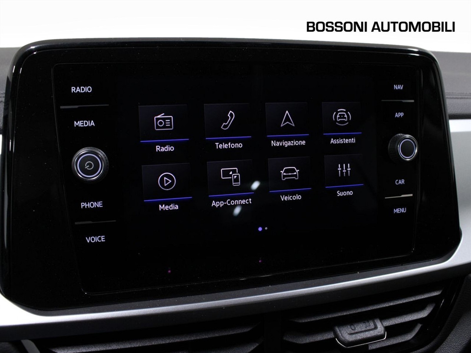 24 - Volkswagen T-Roc 1.0 tsi 115cv sport