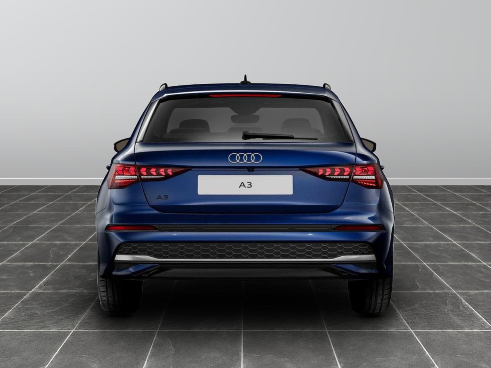 4 - Audi A3 sportback 2.0 tdi 150cv business s tronic