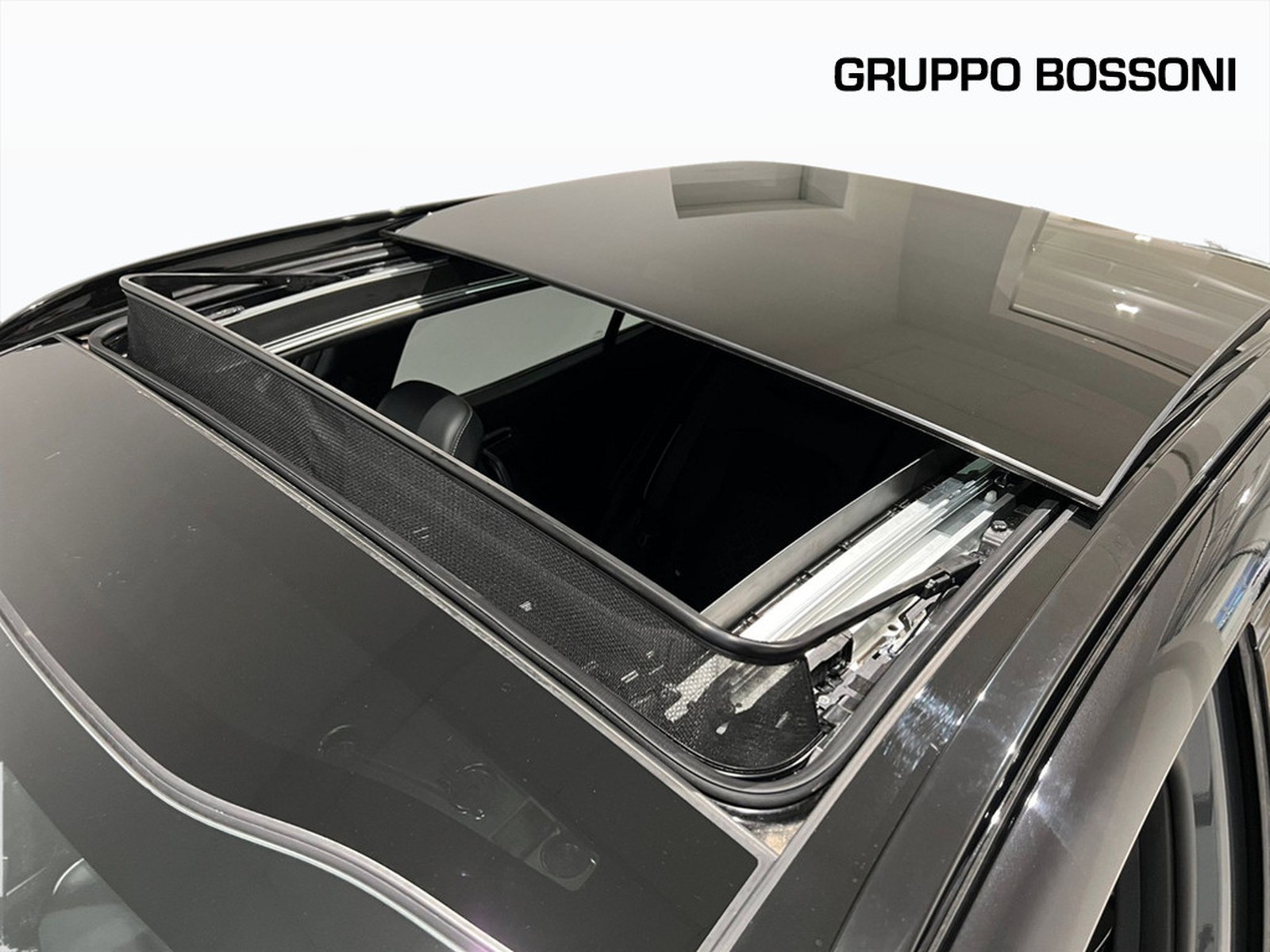 16 - Kia Sportage 1.6 t-gdi phev 245cv gt-line sunroof pack awd at6