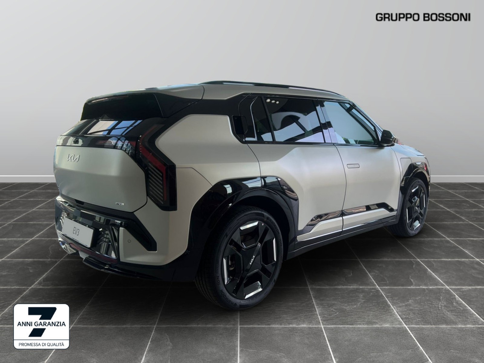 4 - Kia EV3 81,4 kwh gt-line