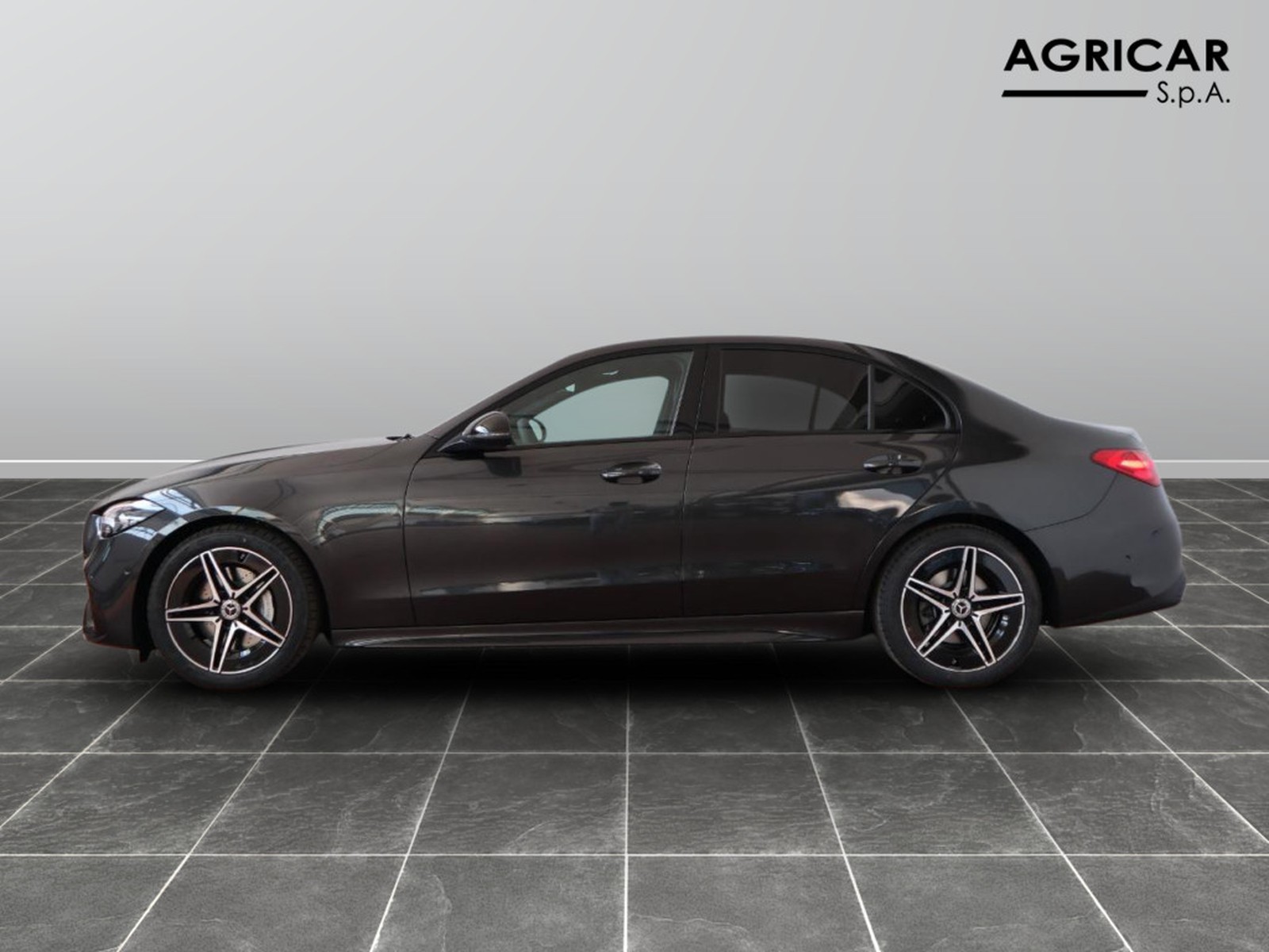 3 - Mercedes Classe C berlina 200 d mild hybrid amg line advanced 9g-tronic