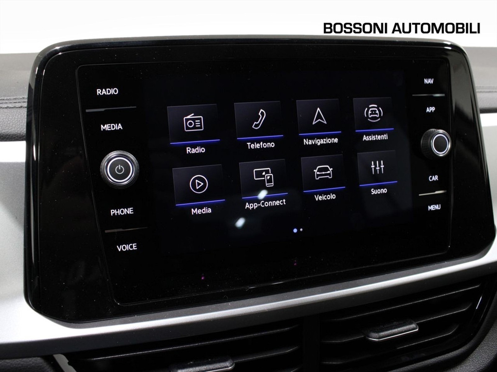 24 - Volkswagen T-Roc 1.0 tsi 115cv sport