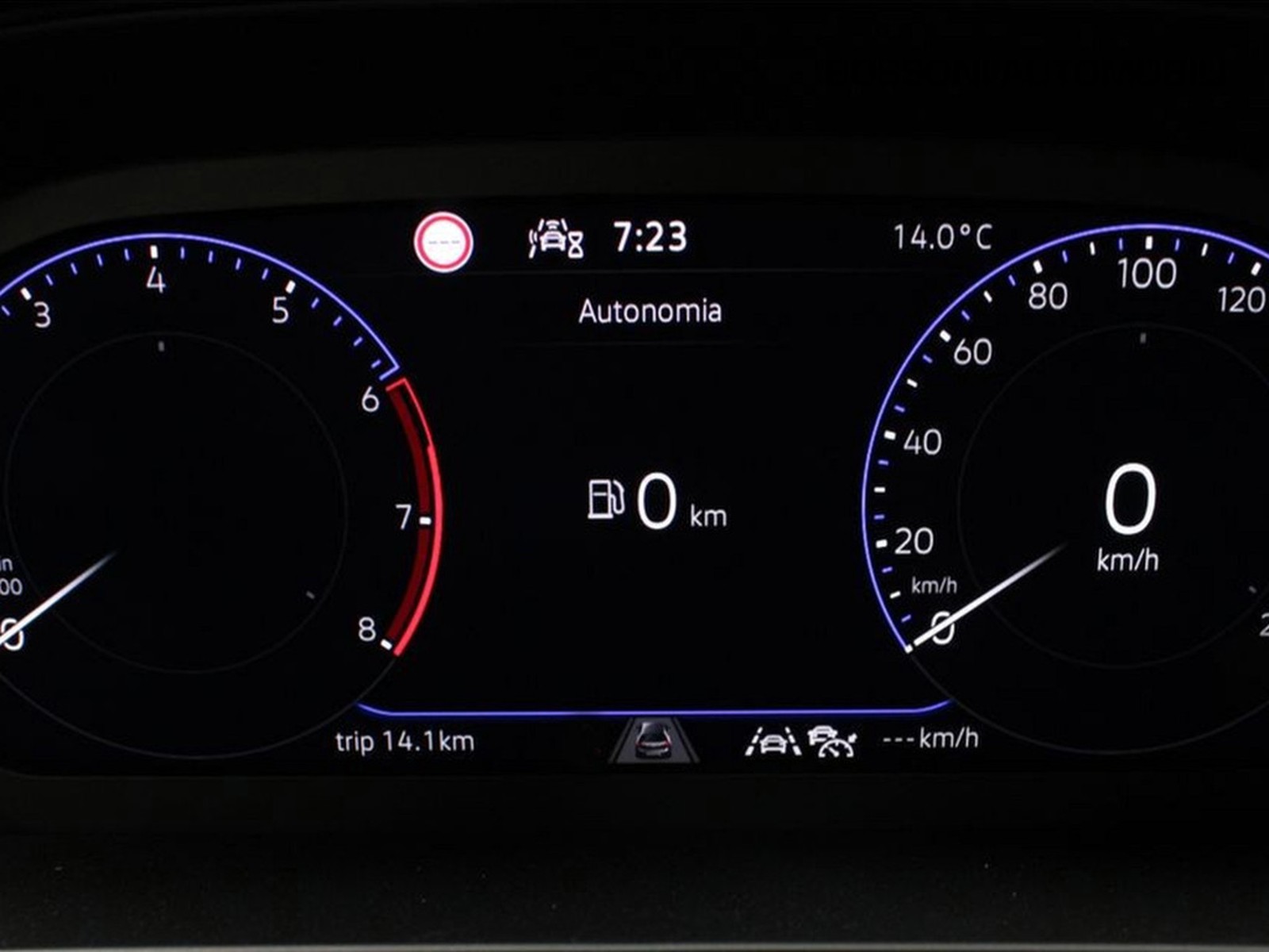 26 - Volkswagen T-Roc 1.0 tsi 115cv sport