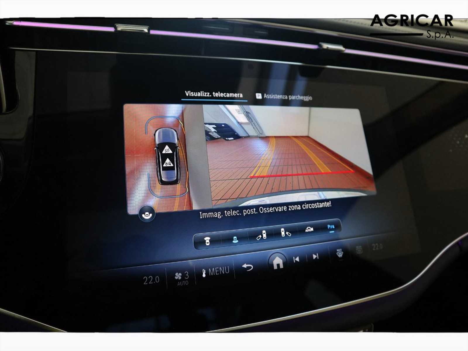 11 - Mercedes Classe E station wagon all-terrain 300 de plug in hybrid premium 4matic 9g-tronic