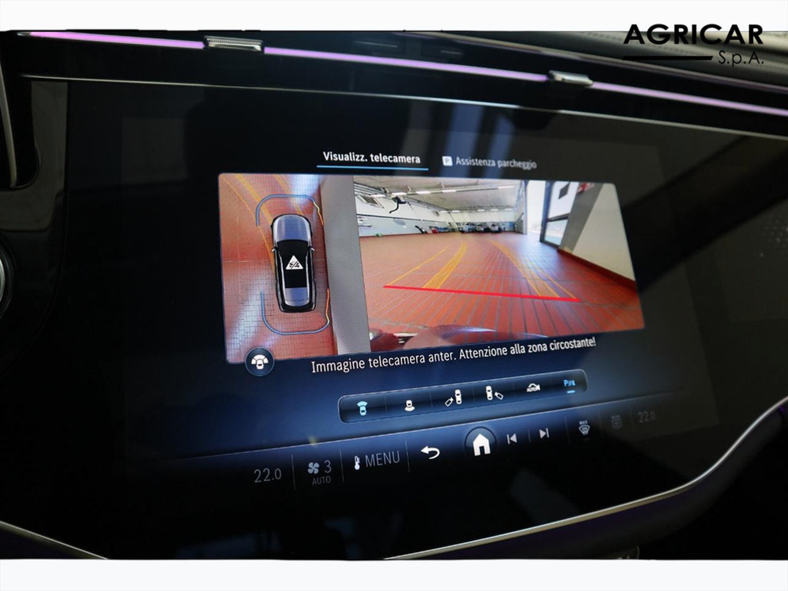 12 - Mercedes Classe E station wagon all-terrain 300 de plug in hybrid premium 4matic 9g-tronic