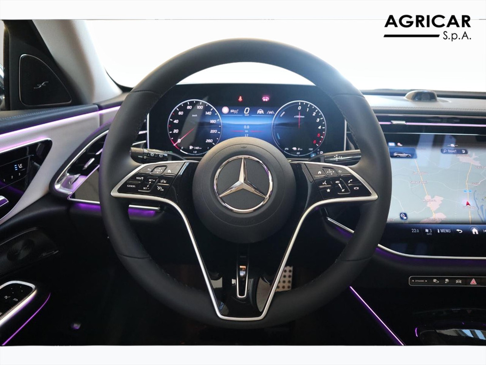 17 - Mercedes Classe E station wagon all-terrain 300 de plug in hybrid premium 4matic 9g-tronic